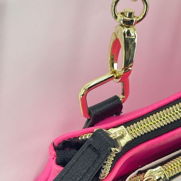 Betsey Johnson New York NY Womens Crossbody Bag Striped Hot Pink Zippered - Picture 4 of 15